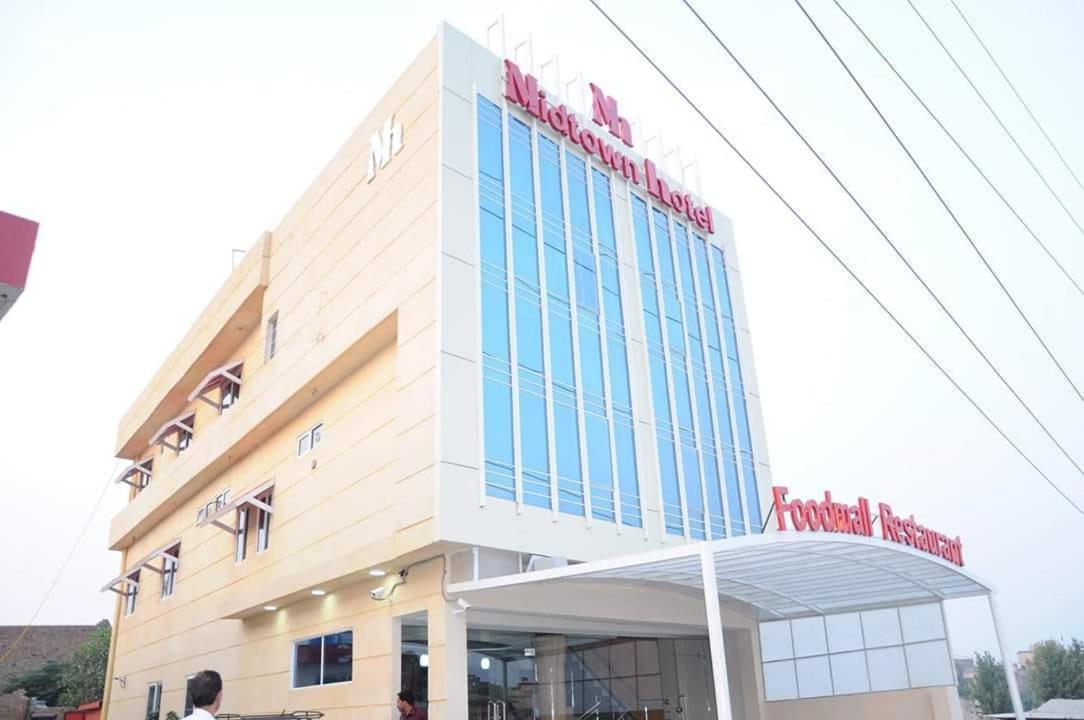 Midtown Hotel Rawalpindi Ngoại thất bức ảnh