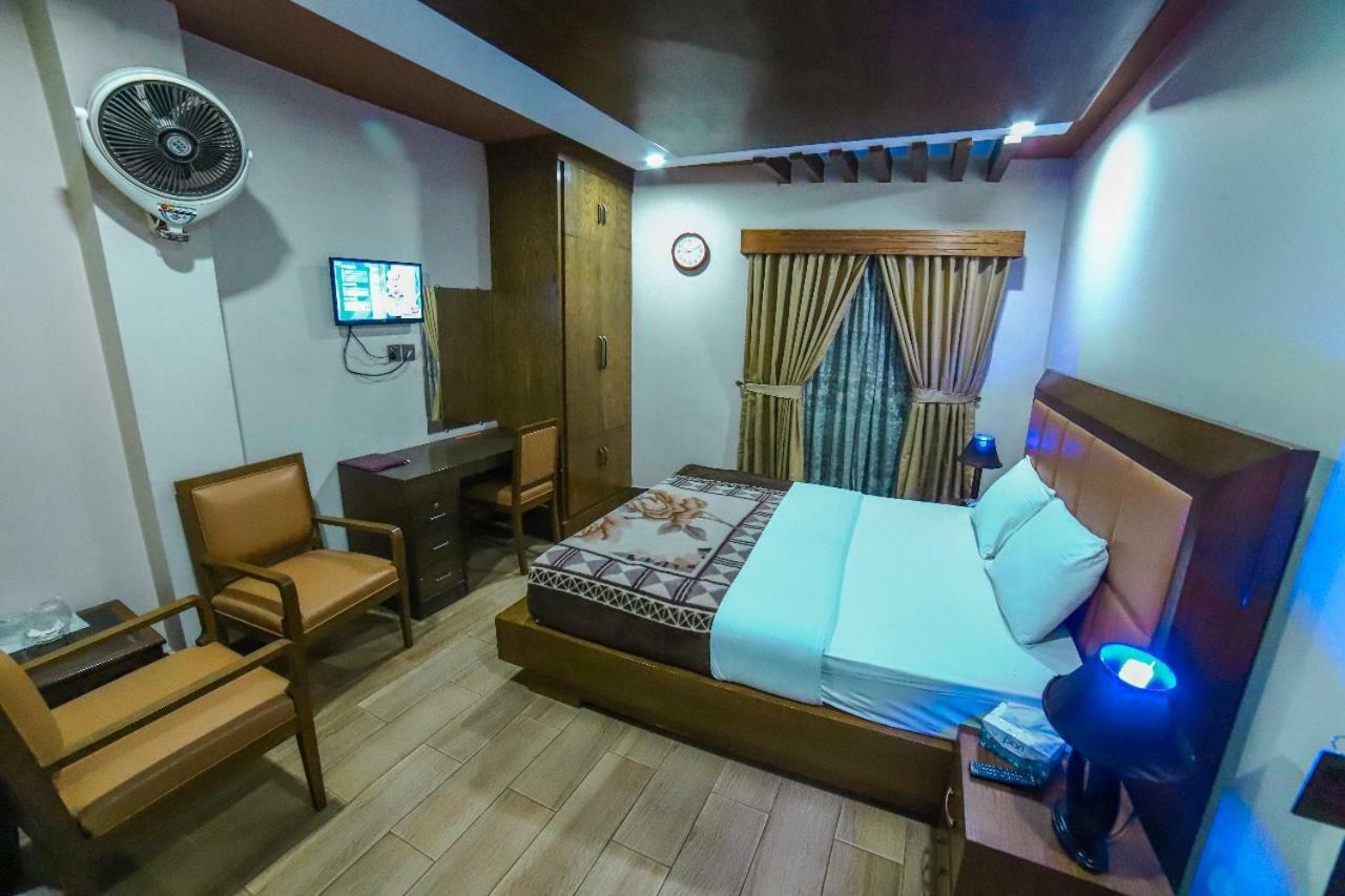 Midtown Hotel Rawalpindi Ngoại thất bức ảnh